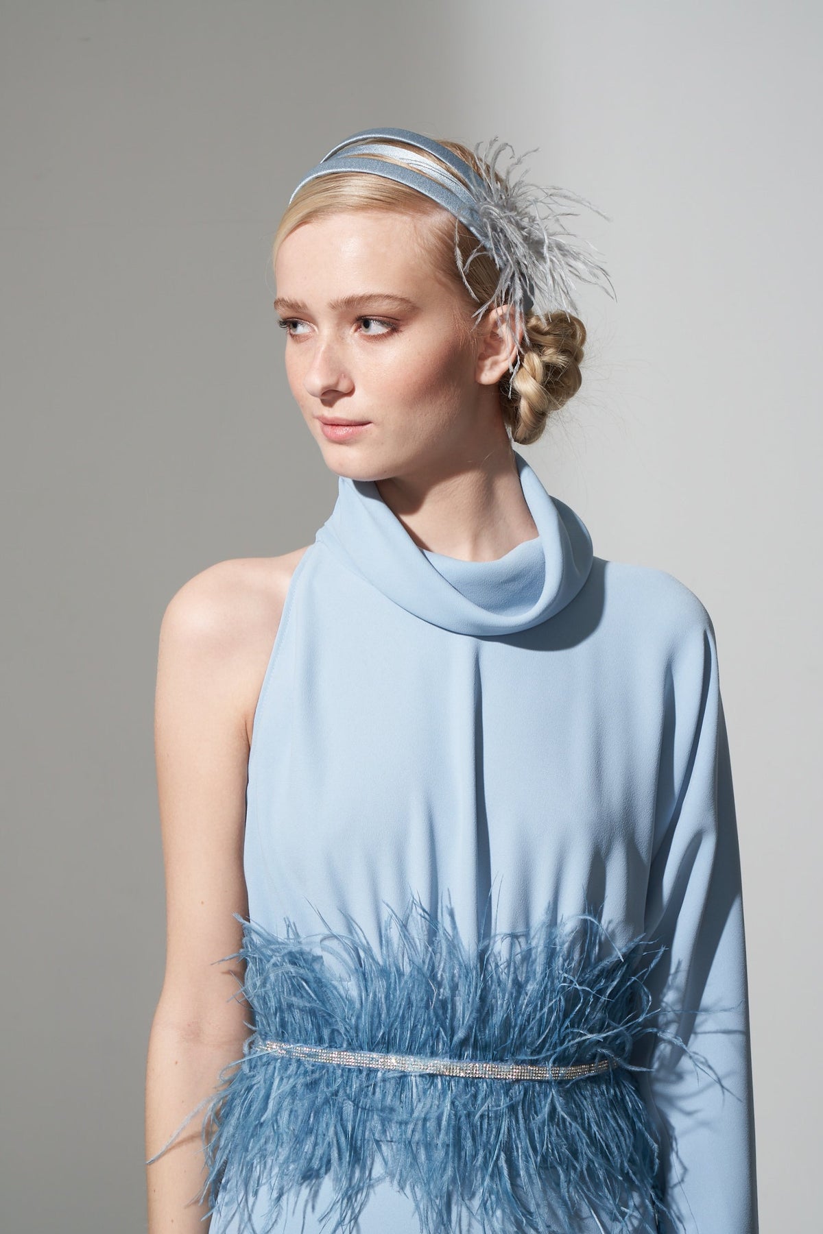 VERA BABY BLUE FEATHER STRIPE CROWN