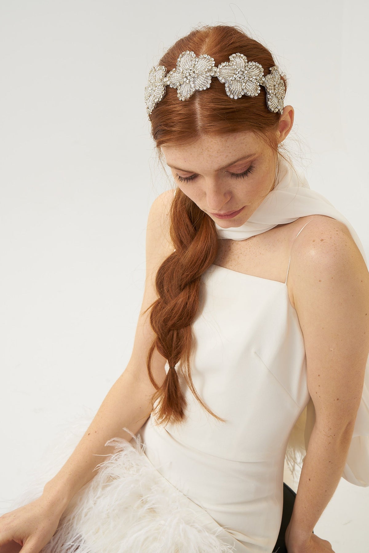 CRYSTAL FLOWER CROWN