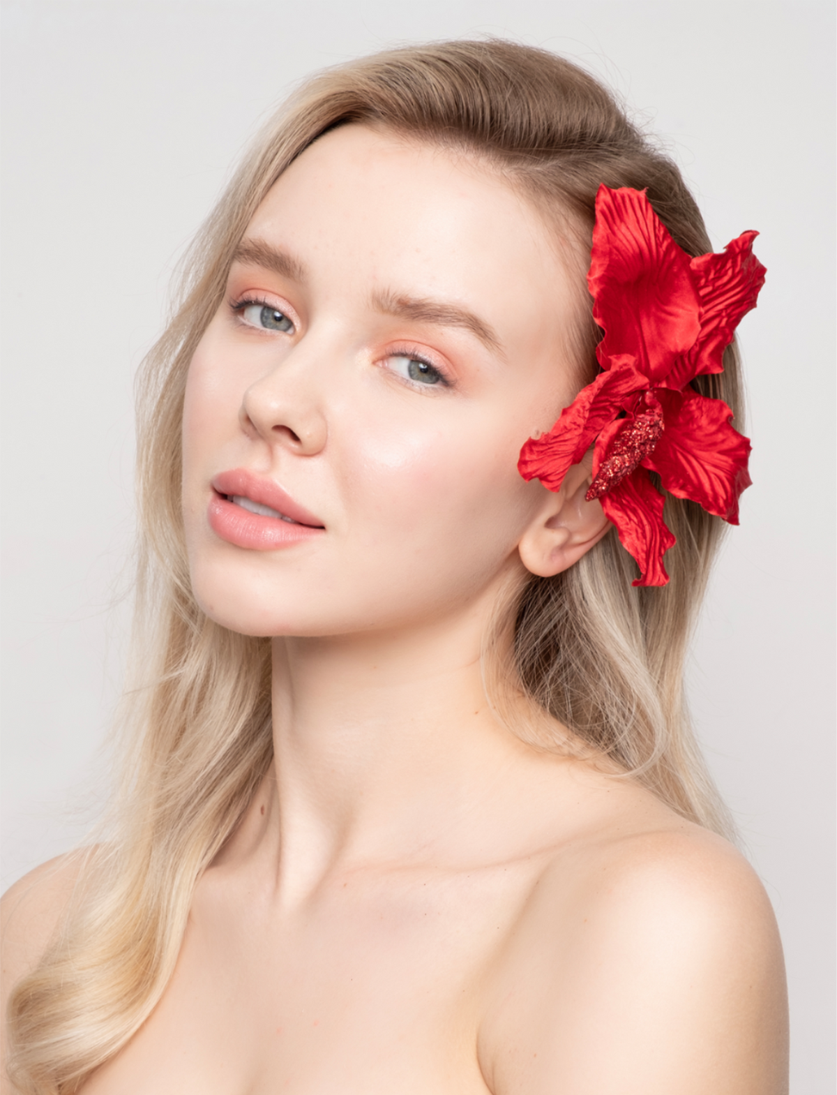 HIBISCUS HENNA ACCESSORY