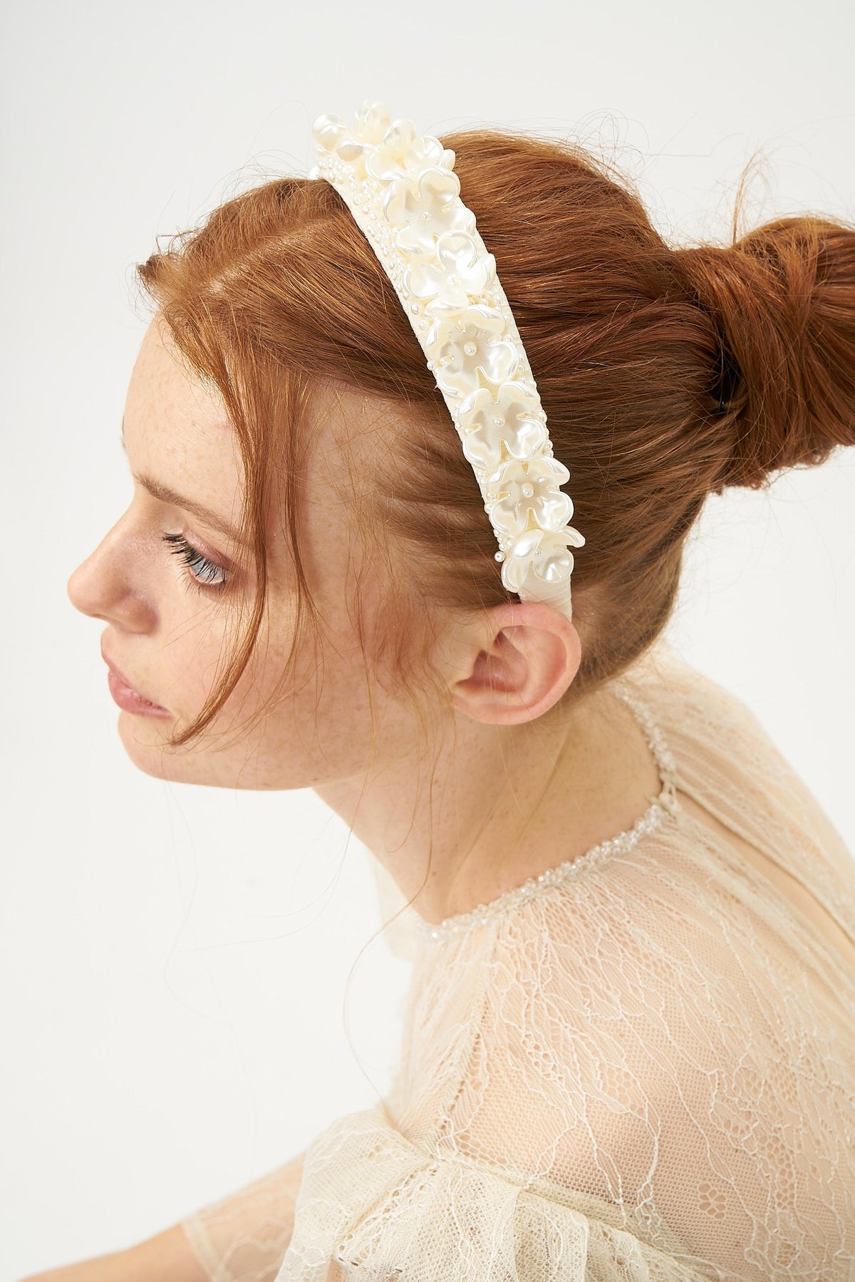 FLOWER PEARL CROWN