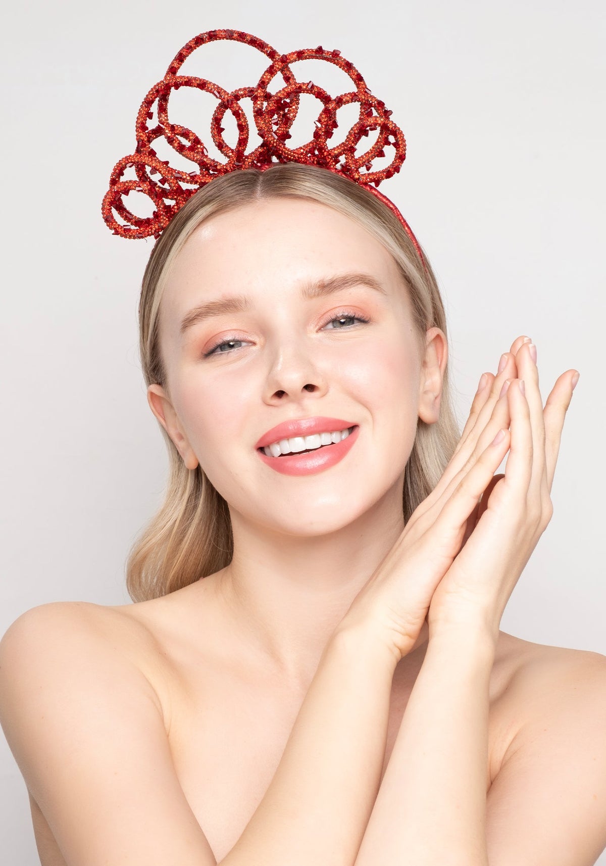 QUEEN RED SPIRAL CROWN